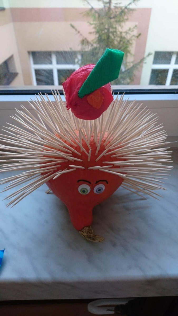 Zdjęcie w galerii na portalu naszwodzislaw.com: Wesołe dynie w wodzisławskiej SP28 wiadomości z regionu