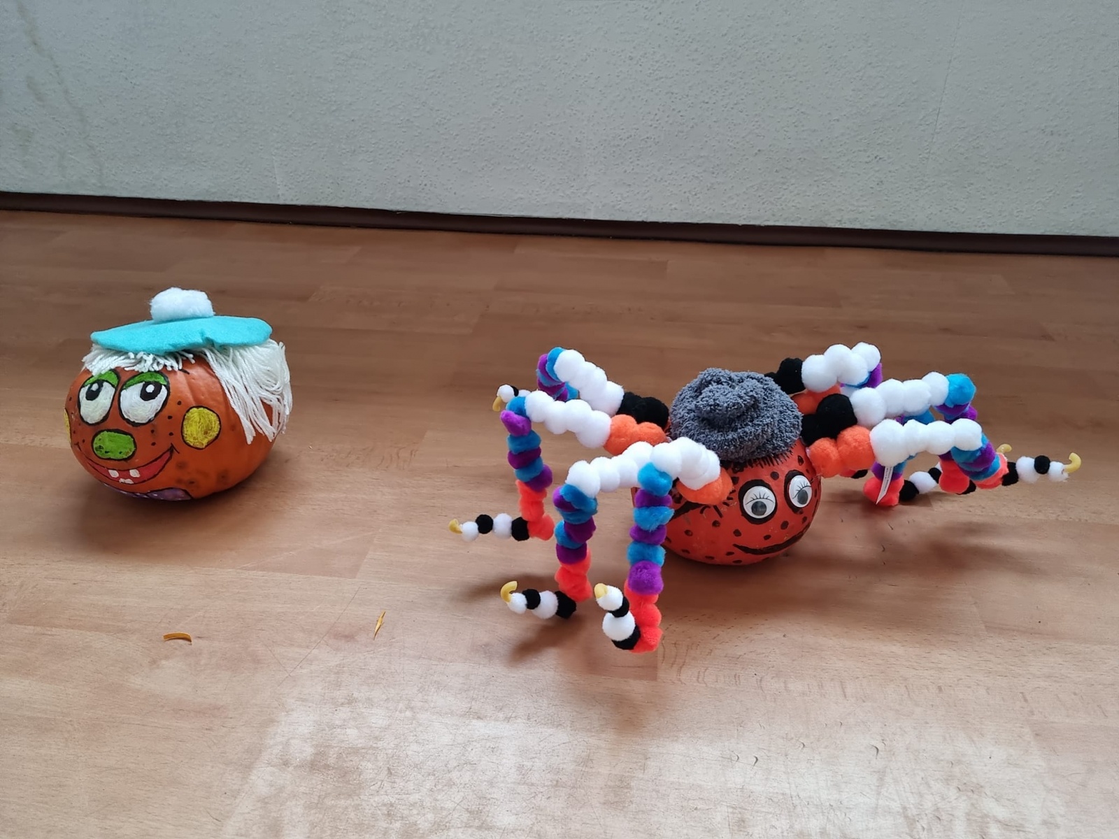 Zdjęcie w galerii na portalu naszwodzislaw.com: Wesołe dynie w wodzisławskiej SP28 wiadomości z regionu