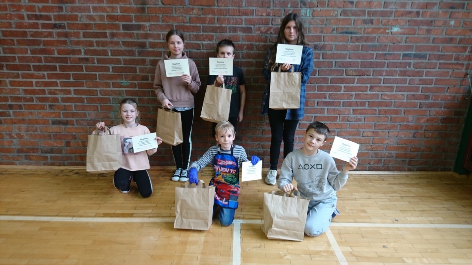 Zdjęcie w galerii na portalu naszwodzislaw.com: Wesołe dynie w wodzisławskiej SP28 wiadomości z regionu