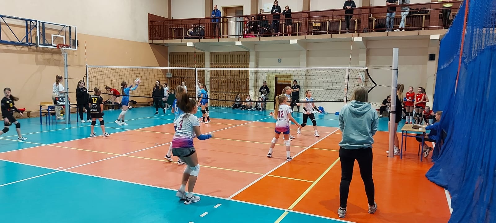 Zdjęcie w galerii na portalu naszwodzislaw.com: Siatkarki Zorzy na podium prestiżowego turnieju wiadomości z regionu
