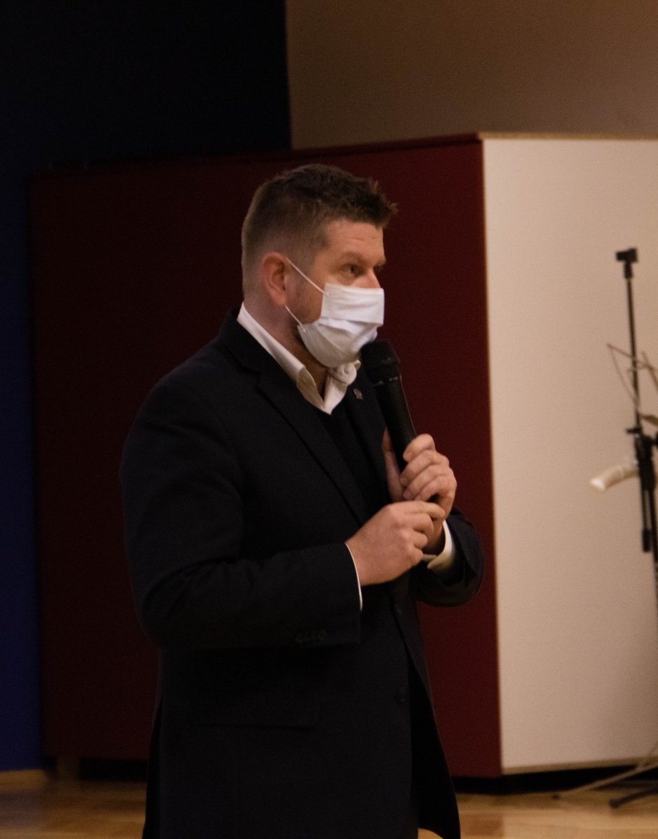 Zdjęcie w galerii na portalu naszwodzislaw.com: Rozmawiali na Starym Mieście i Wilchwach wiadomości z regionu