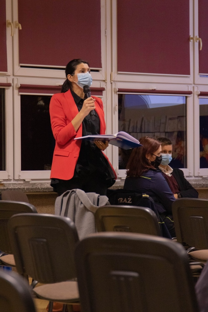 Zdjęcie w galerii na portalu naszwodzislaw.com: Rozmawiali na Starym Mieście i Wilchwach wiadomości z regionu