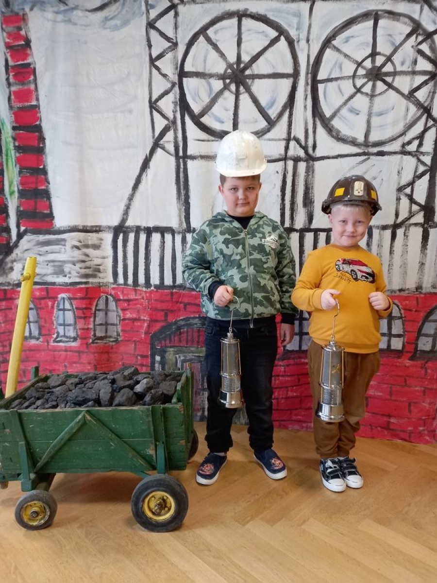 Zdjęcie w galerii na portalu naszwodzislaw.com: Żywa lekcja regionalizmu w wodzisławskiej Osiemnastce wiadomości z regionu