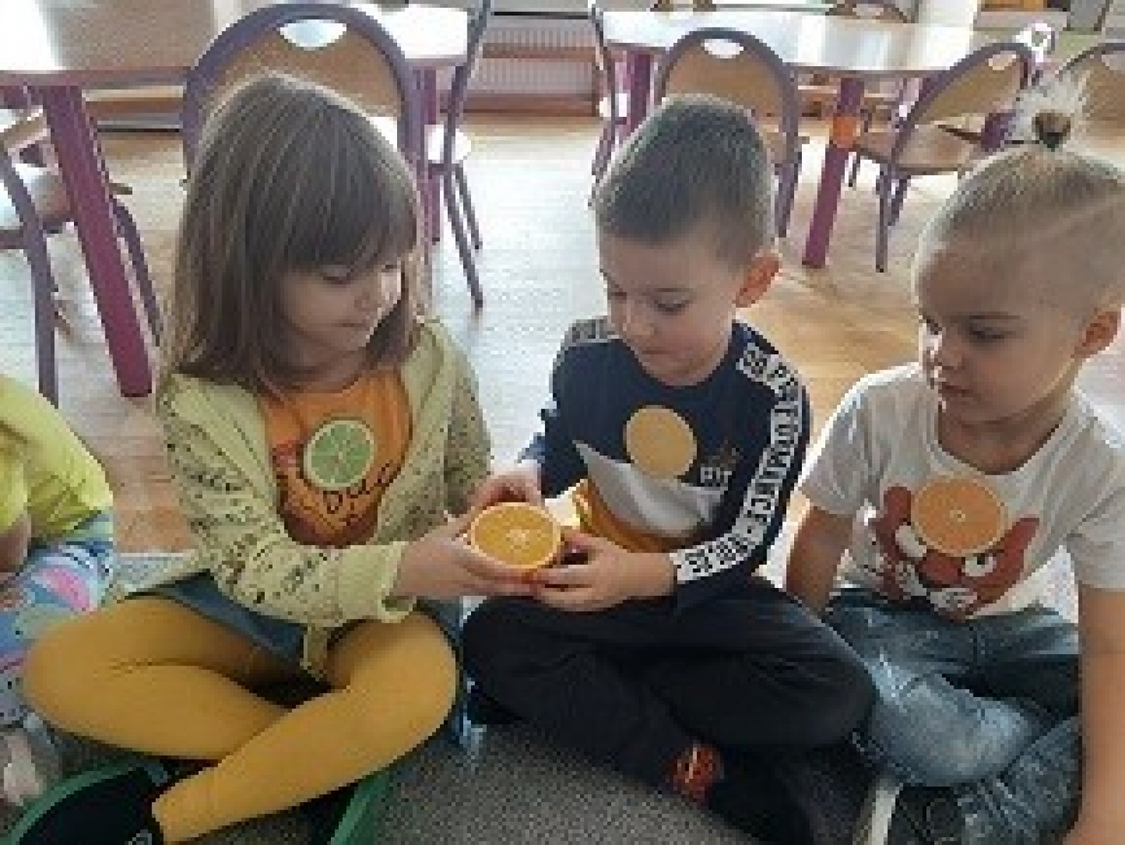 Zdjęcie w galerii na portalu naszwodzislaw.com: Święto cytrusów w wodzisławskim PP 6 wiadomości z regionu