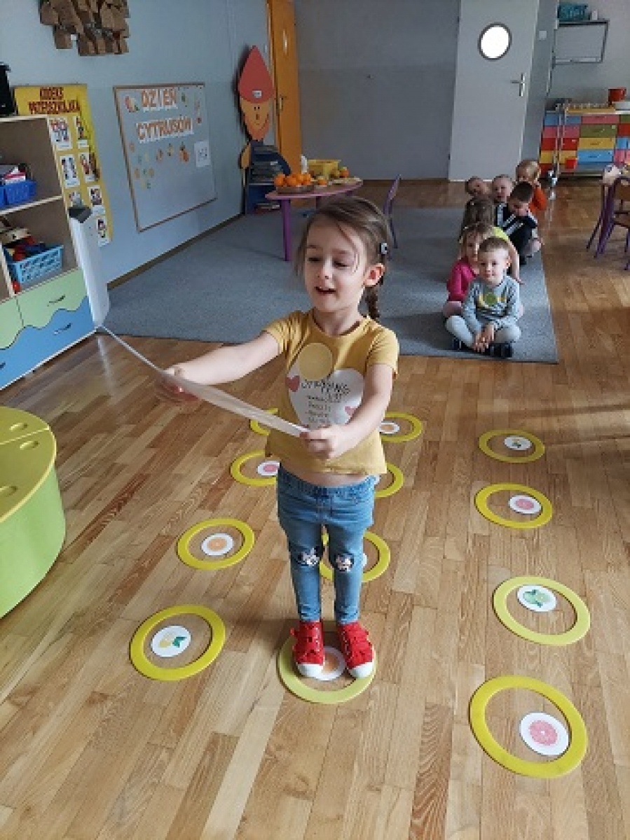 Zdjęcie w galerii na portalu naszwodzislaw.com: Święto cytrusów w wodzisławskim PP 6 wiadomości z regionu