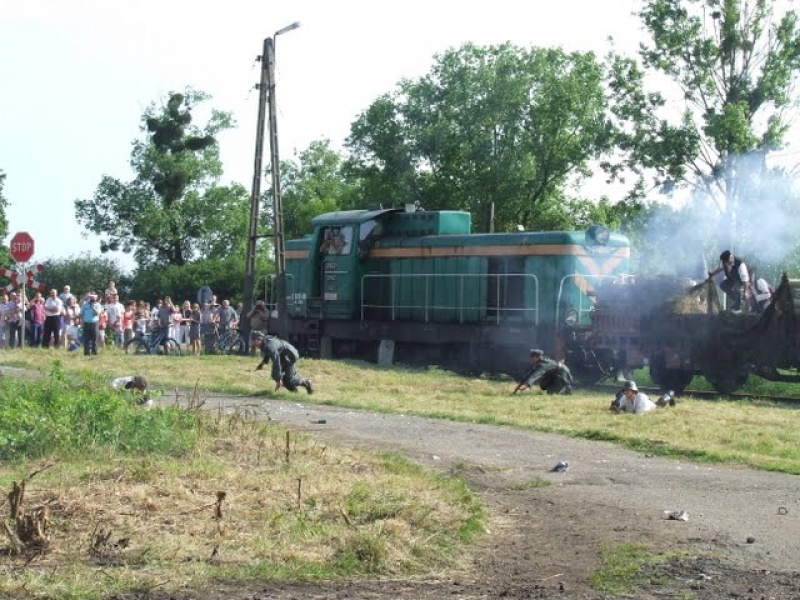 Zdjęcie w galerii na portalu naszwodzislaw.com: Inscenizacja bitwy Olzańskiej wiadomości z regionu