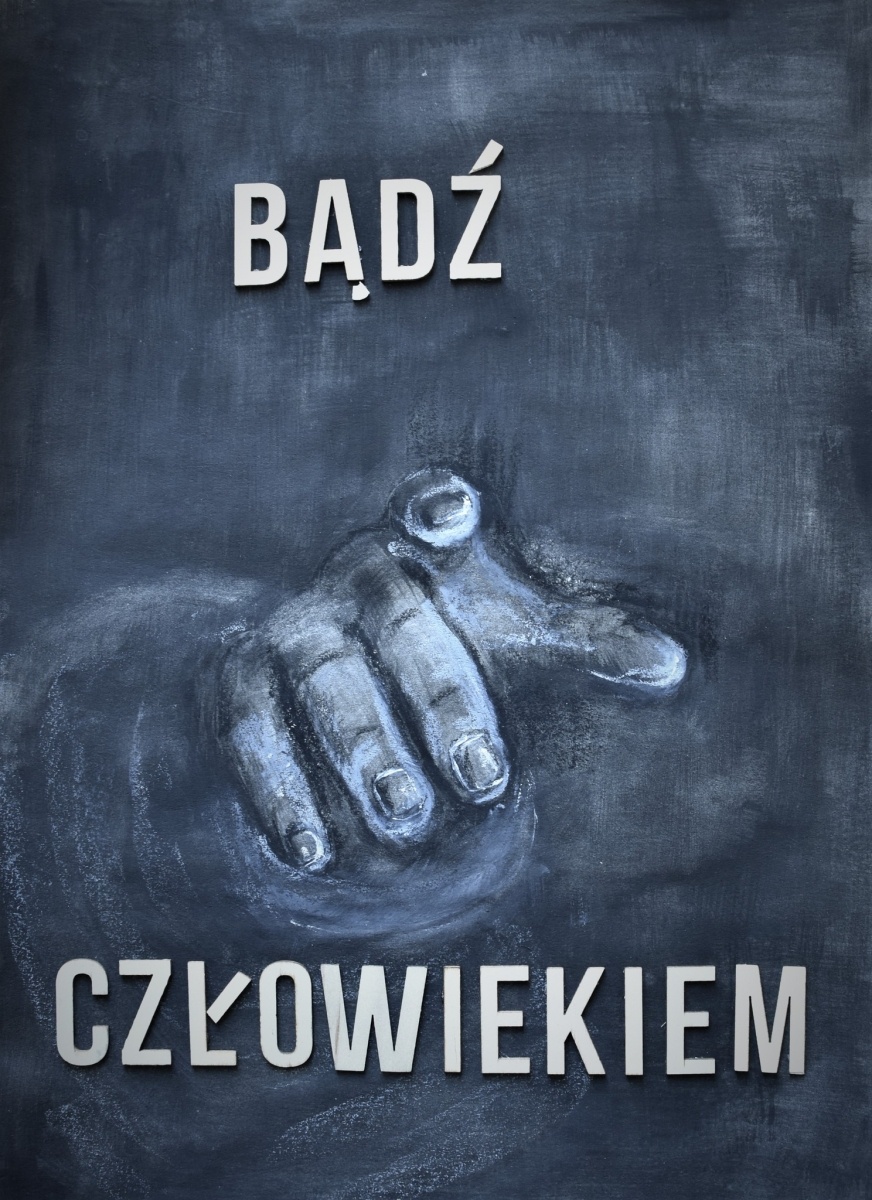 Zdjęcie w galerii na portalu naszwodzislaw.com: Poznaliśmy laureatów konkursu Bądź człowiek, nie cZŁOwiek wiadomości z regionu