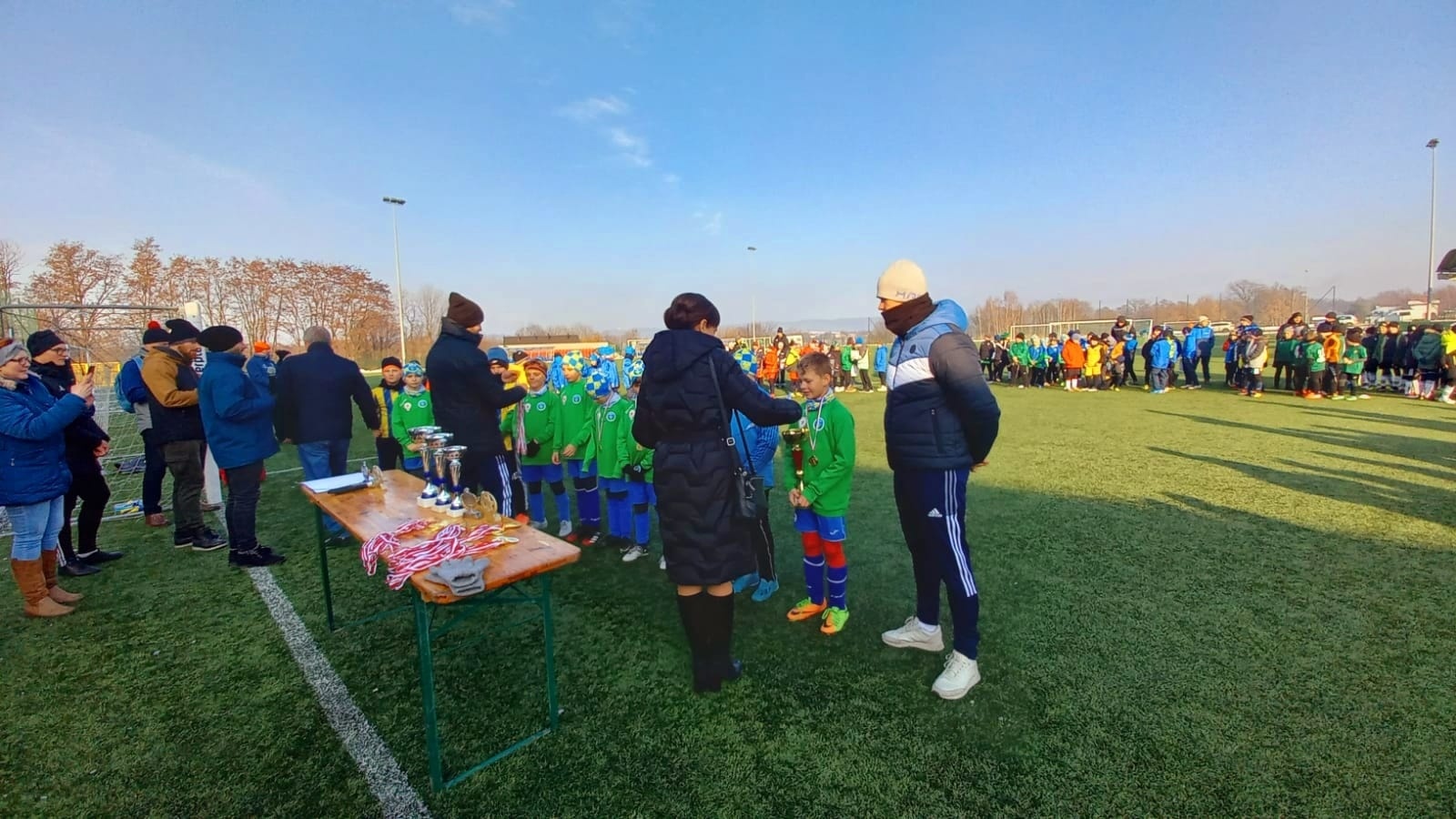 Zdjęcie w galerii na portalu naszwodzislaw.com: Winter Cup 2021. Piłkarska rywalizacja w Nieboczowach wiadomości z regionu