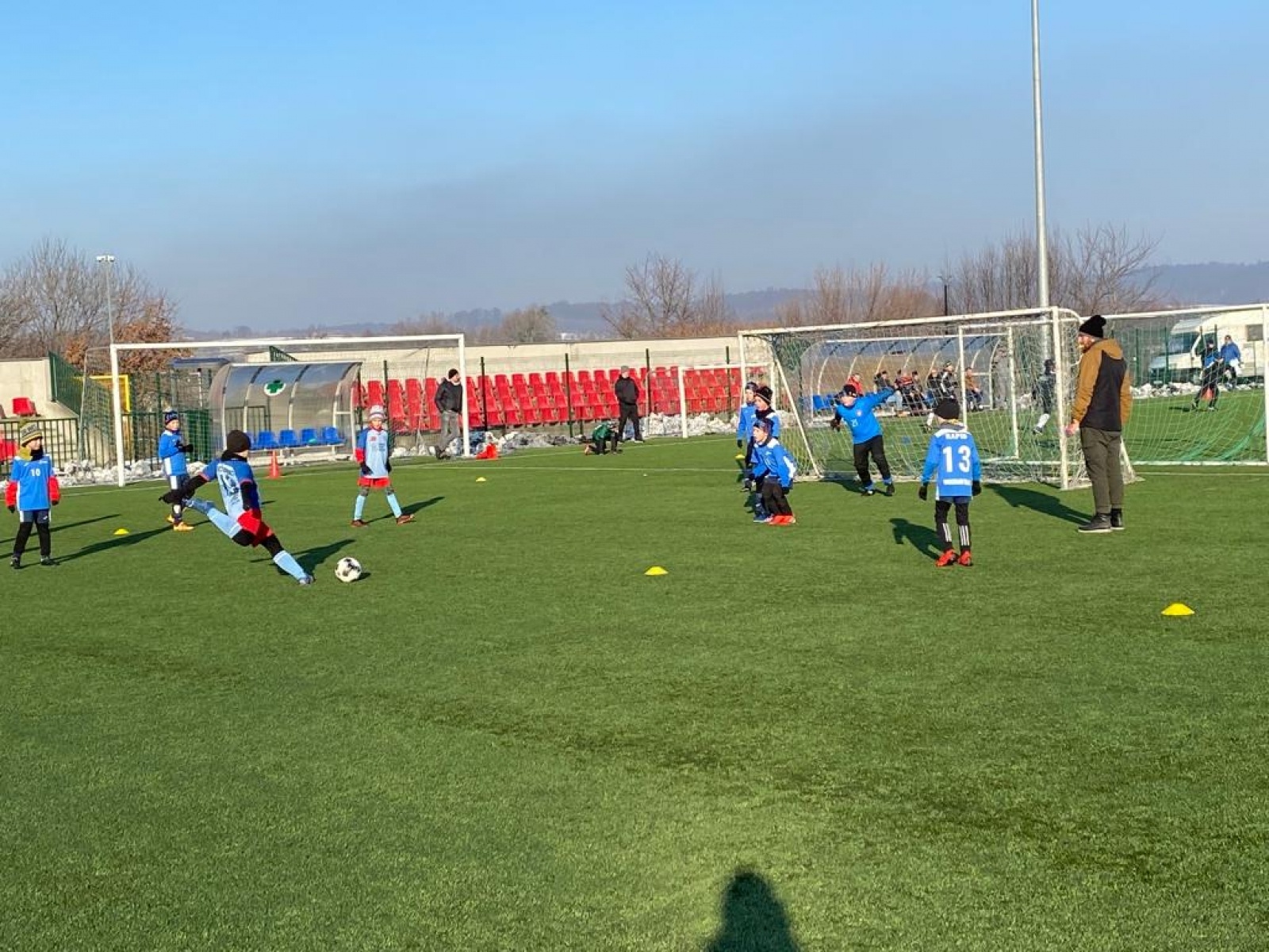 Zdjęcie w galerii na portalu naszwodzislaw.com: Winter Cup 2021. Piłkarska rywalizacja w Nieboczowach wiadomości z regionu