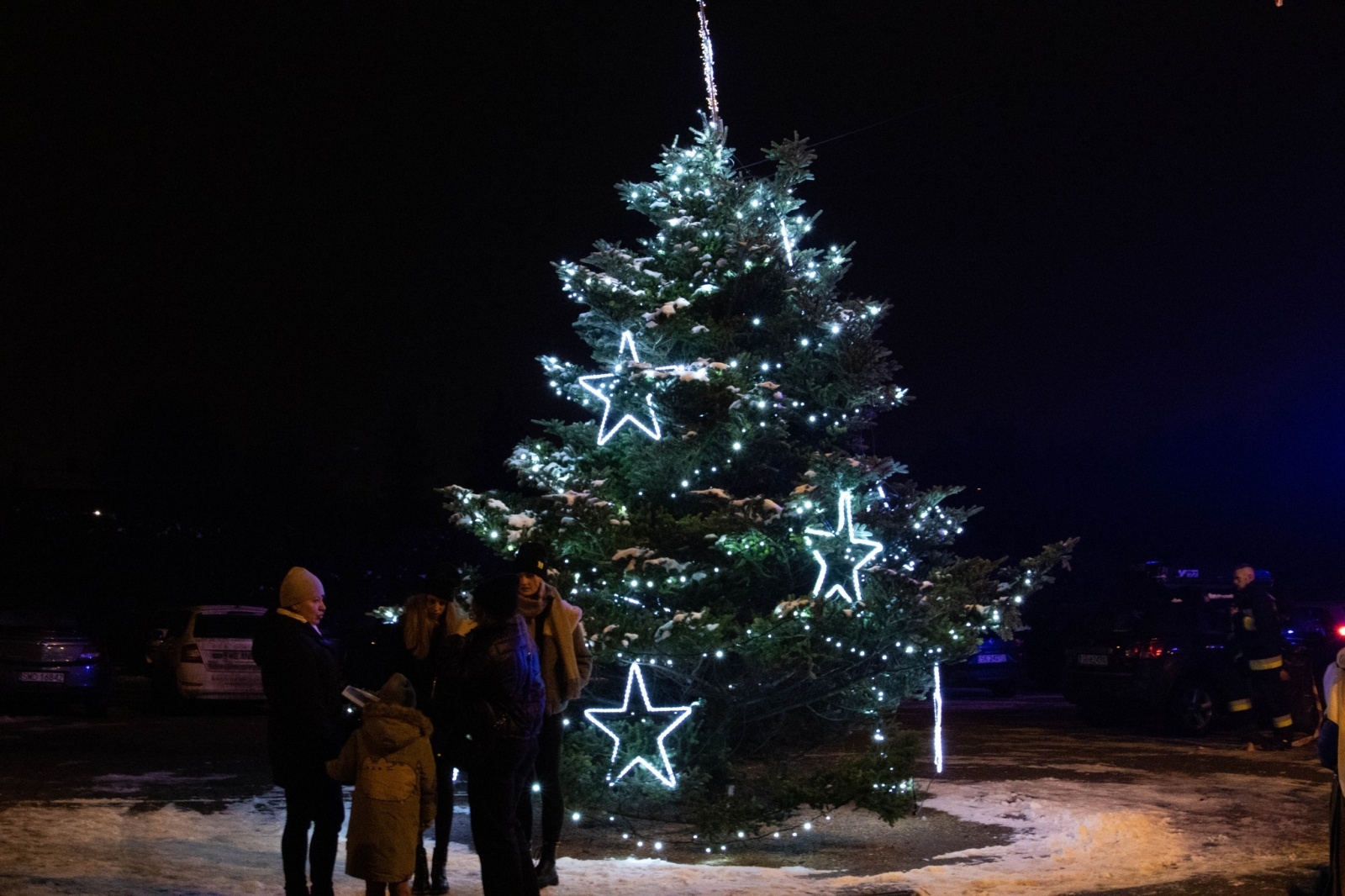 Zdjęcie w galerii na portalu naszwodzislaw.com: W Radlinie II spotkali się przy choince [FOTO] wiadomości z regionu