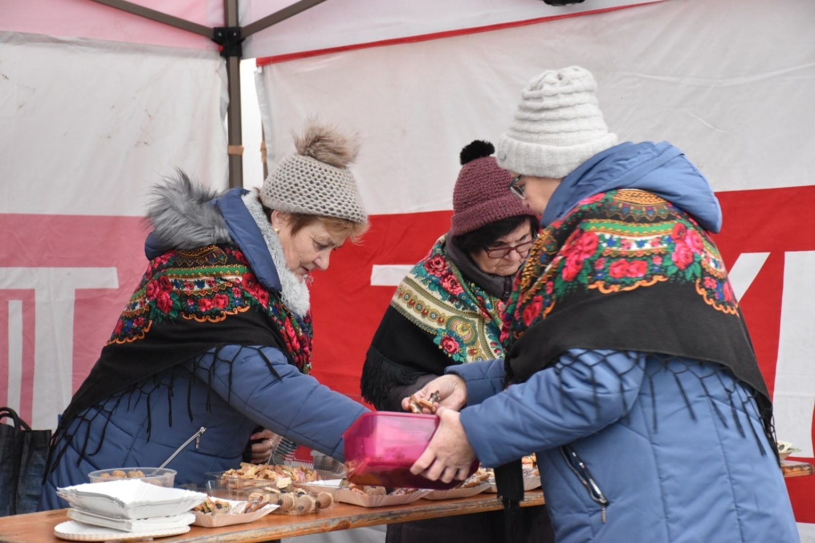 Zdjęcie w galerii na portalu naszwodzislaw.com: Kolejne wilchwiańskie spotkania przy choince za nami [FOTO] wiadomości z regionu