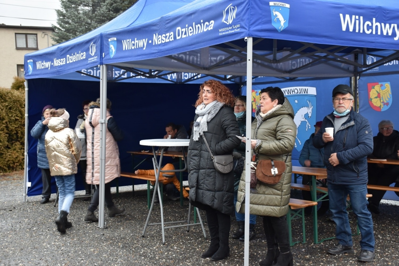 Zdjęcie w galerii na portalu naszwodzislaw.com: Kolejne wilchwiańskie spotkania przy choince za nami [FOTO] wiadomości z regionu