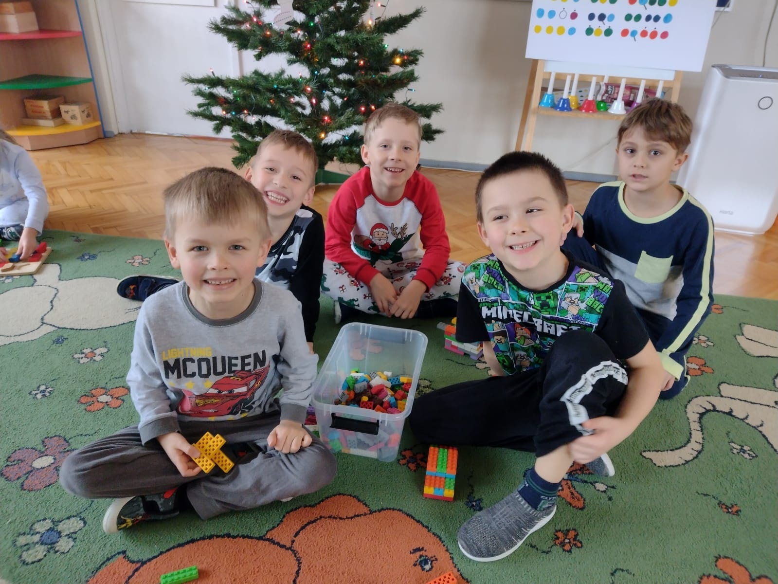 Zdjęcie w galerii na portalu naszwodzislaw.com: Dzień piżamy w przedszkolu numer 19 wiadomości z regionu