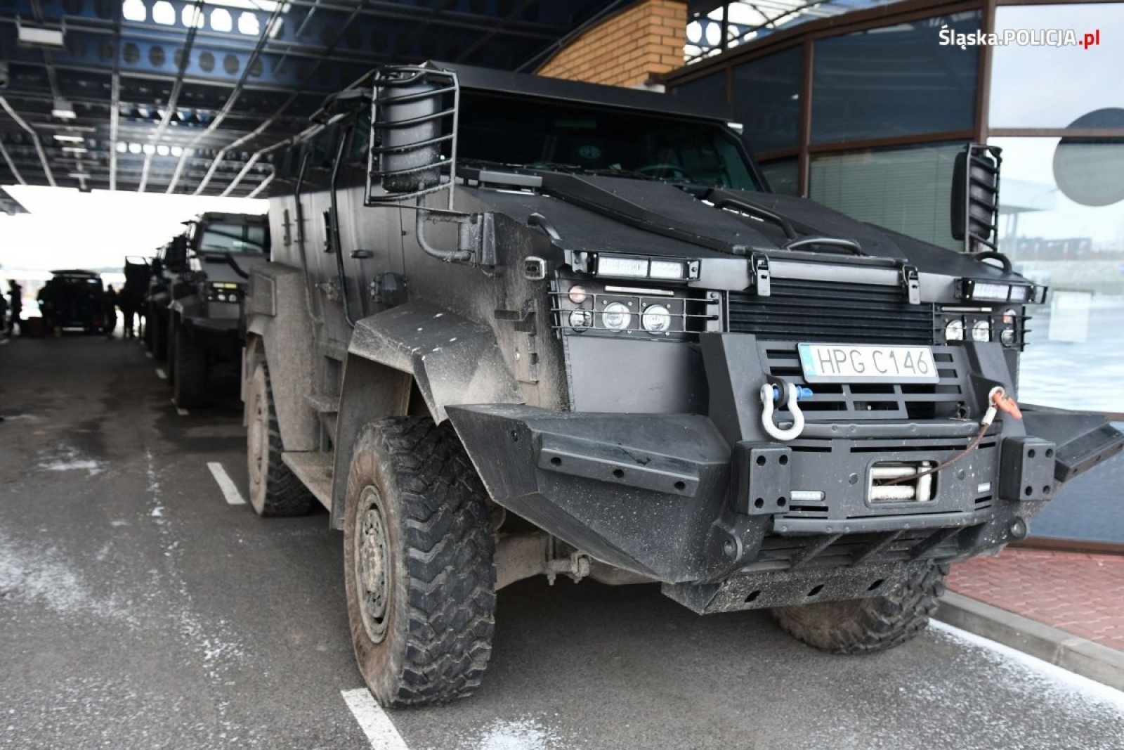 Zdjęcie w galerii na portalu naszwodzislaw.com: Dowództwo komendy wojewódzkiej wysłało paczki dla śląskich policjantów na granicy z Białorusią wiadomości z regionu