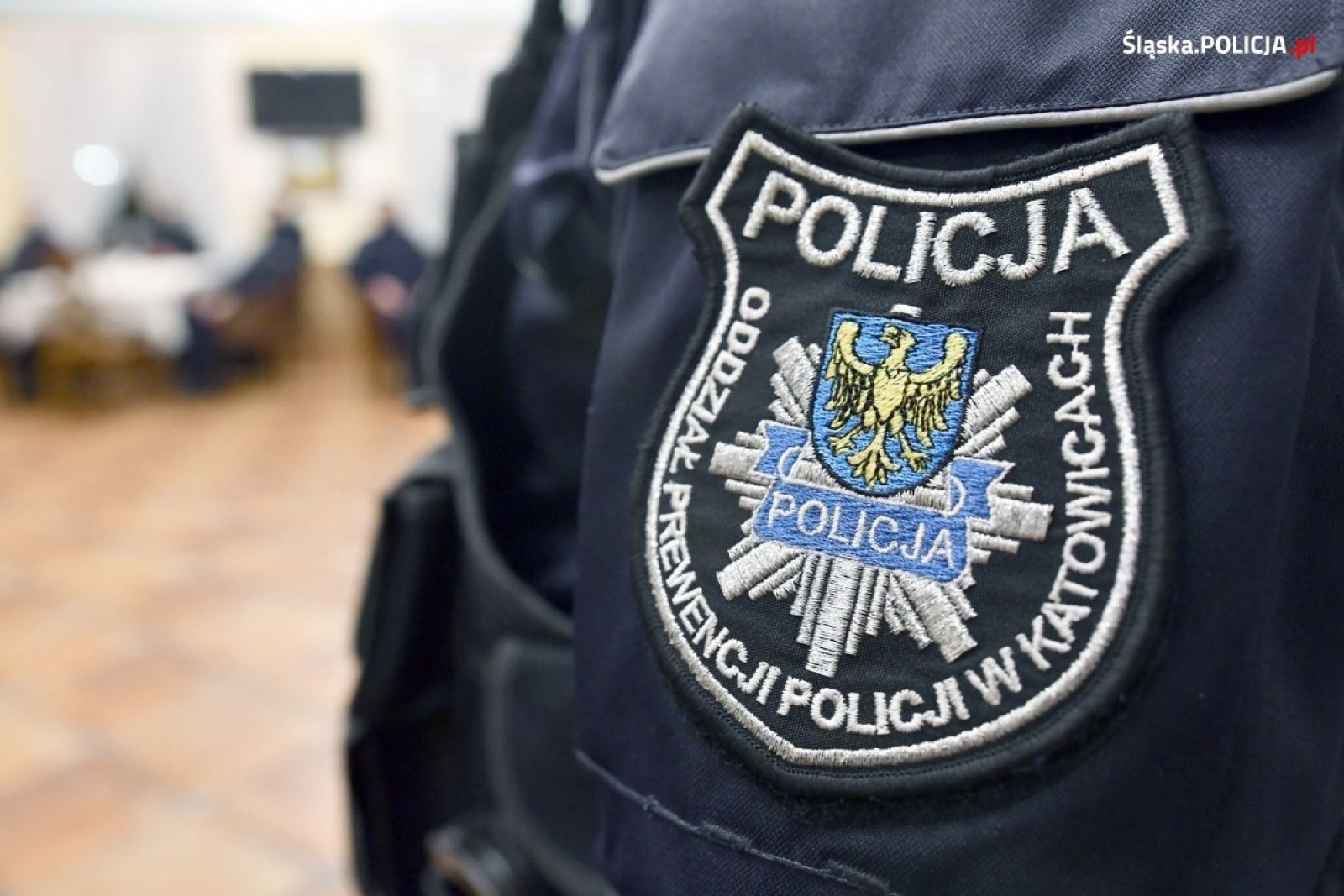 Zdjęcie w galerii na portalu naszwodzislaw.com: Dowództwo komendy wojewódzkiej wysłało paczki dla śląskich policjantów na granicy z Białorusią wiadomości z regionu