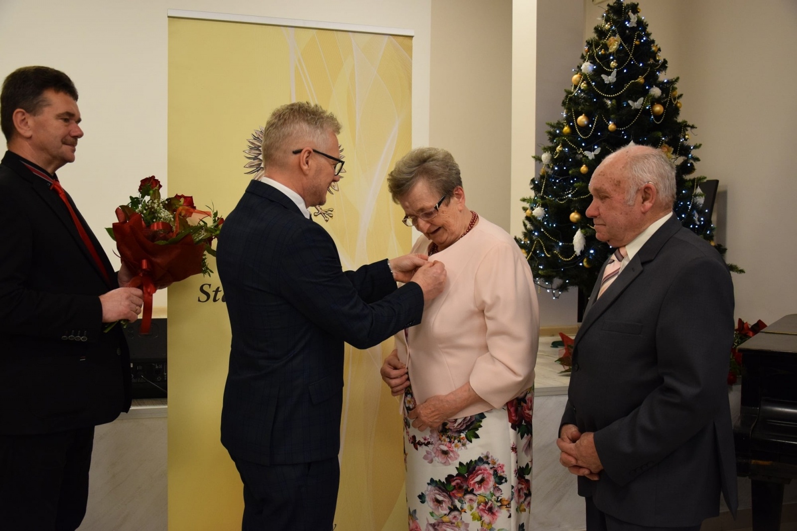 Zdjęcie w galerii na portalu naszwodzislaw.com: Złote i Diamentowe Gody w gminie Mszana [FOTO] wiadomości z regionu