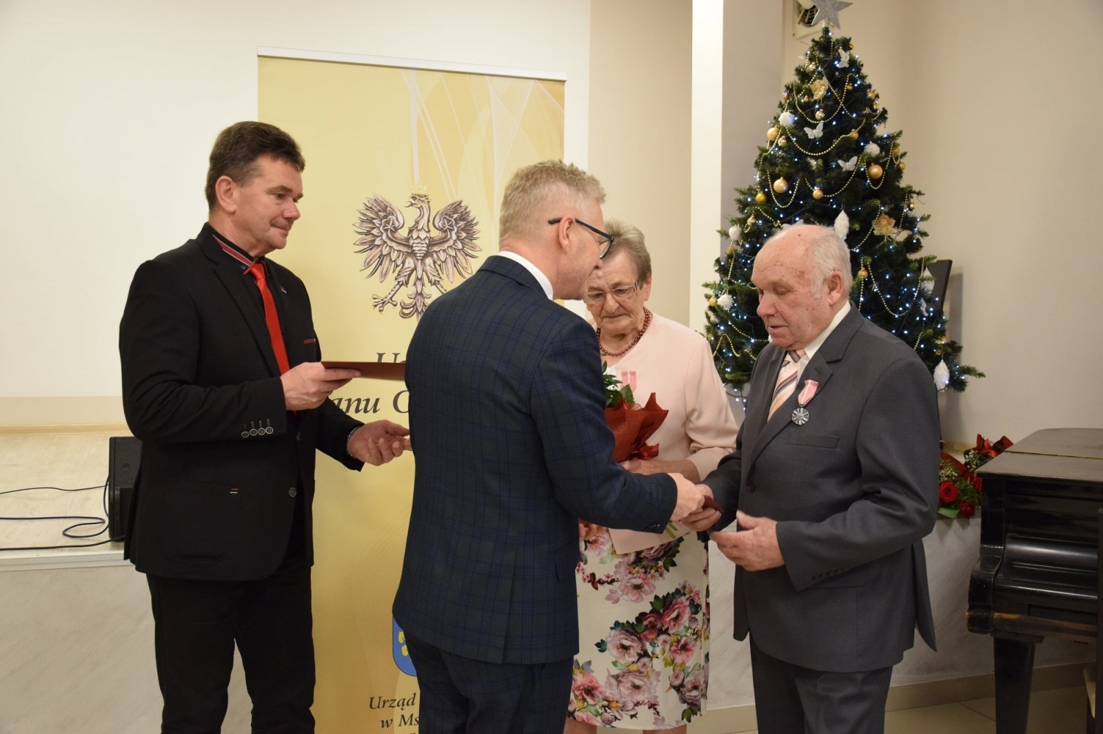 Zdjęcie w galerii na portalu naszwodzislaw.com: Złote i Diamentowe Gody w gminie Mszana [FOTO] wiadomości z regionu