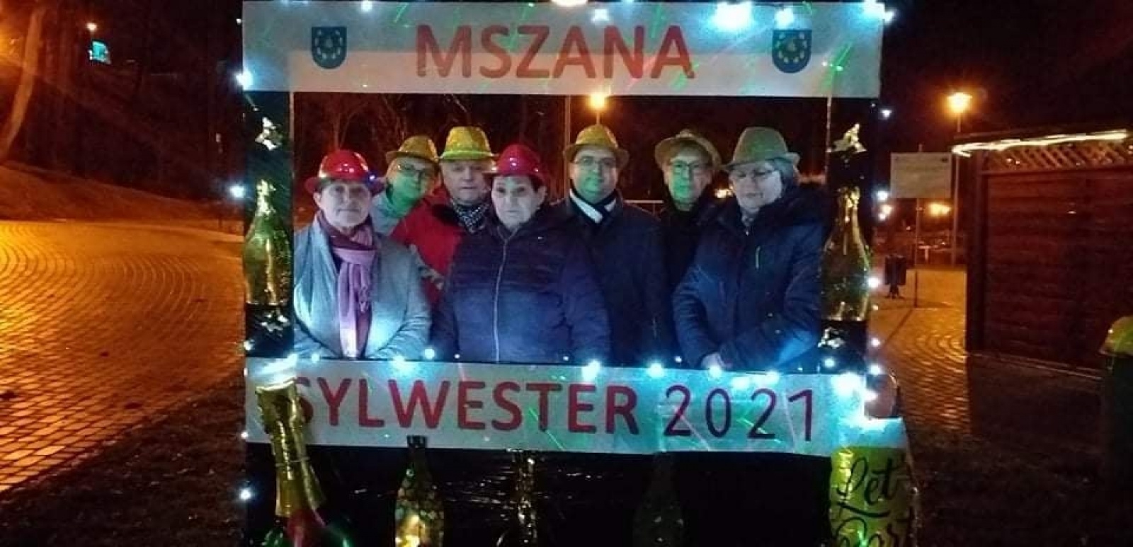 Zdjęcie w galerii na portalu naszwodzislaw.com: Sylwester pod chmurką z Radą Sołecką Mszany wiadomości z regionu