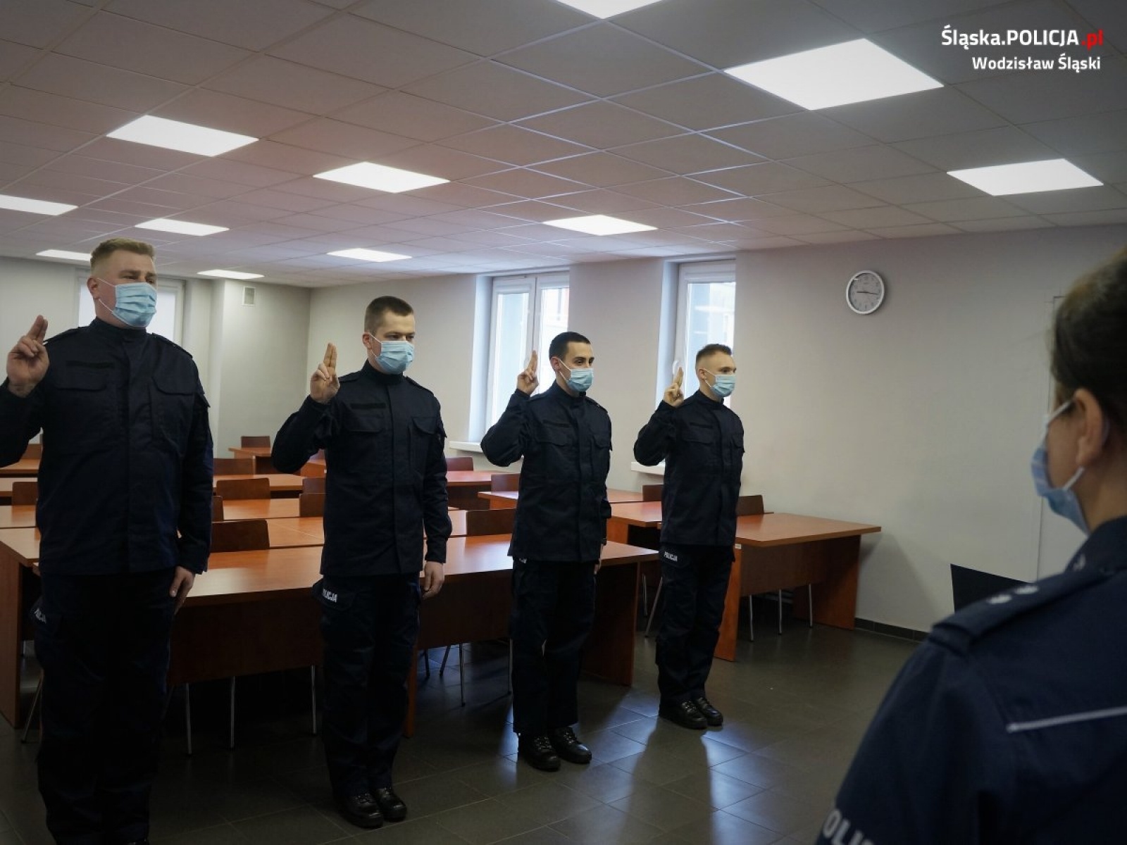 Zdjęcie w galerii na portalu naszwodzislaw.com: Nowi wodzisławscy funkcjonariusze ślubowali wiadomości z regionu