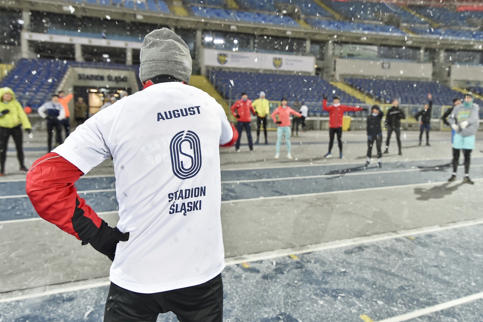 Zdjęcie w galerii na portalu naszwodzislaw.com: Aktywny Śląski. Bezpłatne zajęcia sportowe w Kotle Czarownic wiadomości z regionu