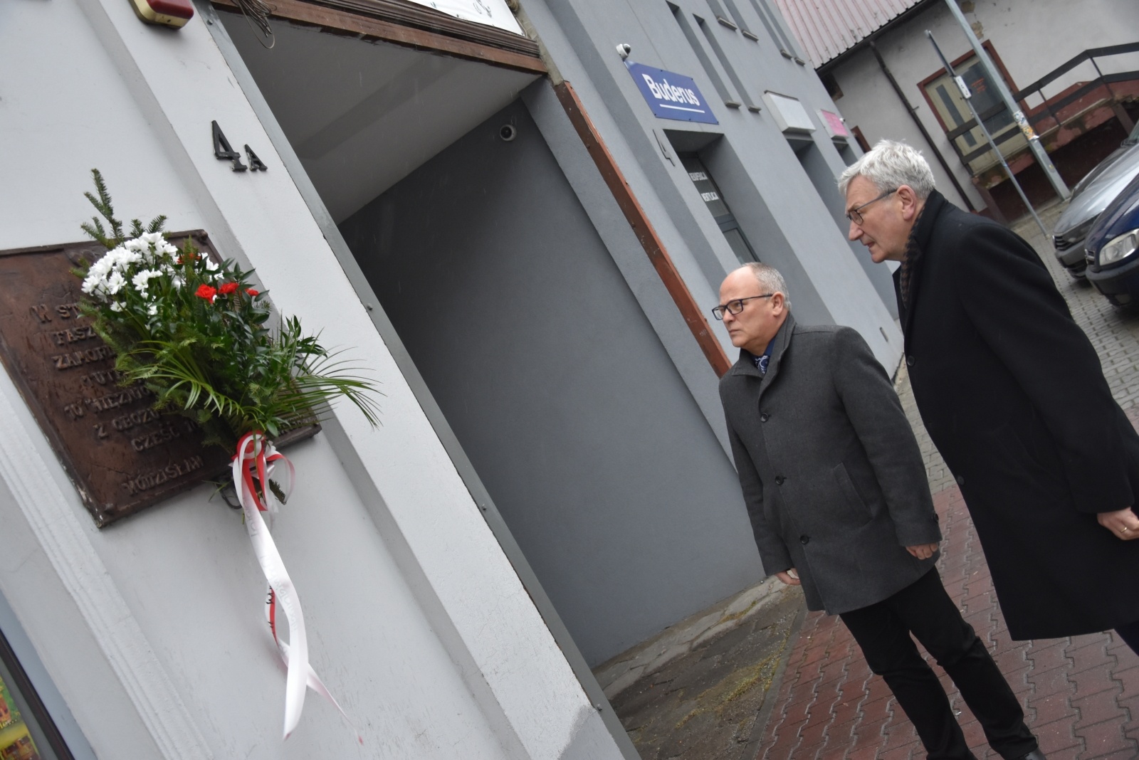 Zdjęcie w galerii na portalu naszwodzislaw.com: Władze powiatu pamiętają o ofiarach Marszu Śmierci wiadomości z regionu