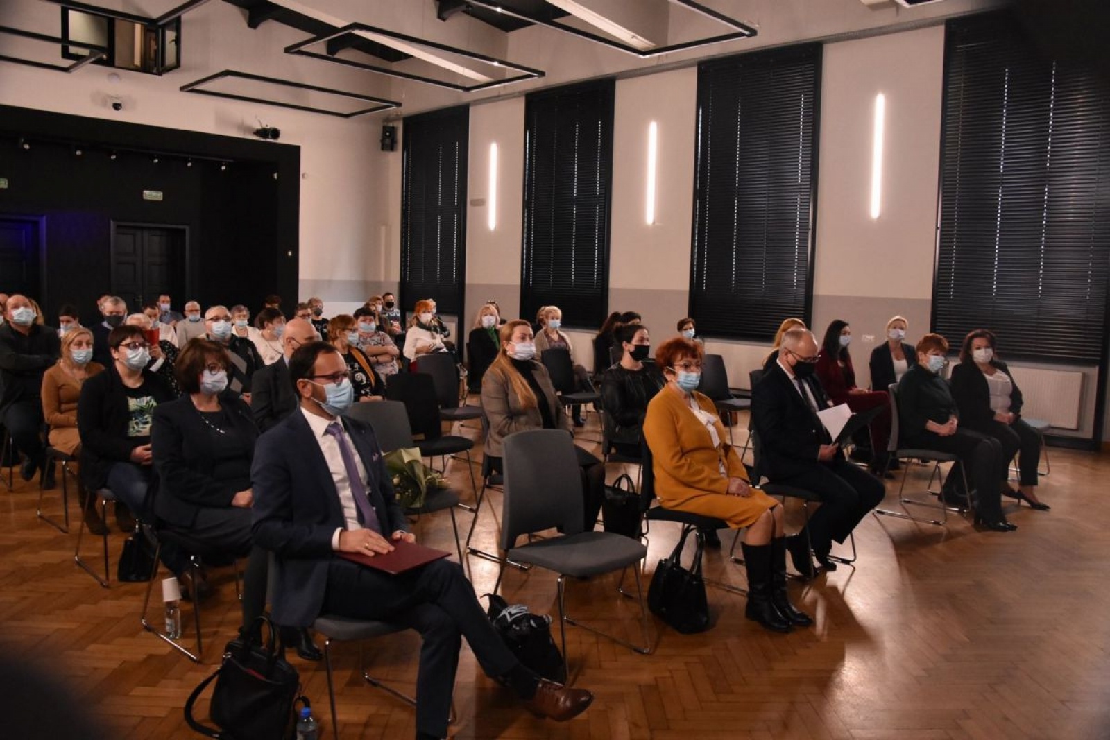 Zdjęcie w galerii na portalu naszwodzislaw.com: Dyskutowali o innowacjach w opiece nad osobami niesamodzielnymi wiadomości z regionu