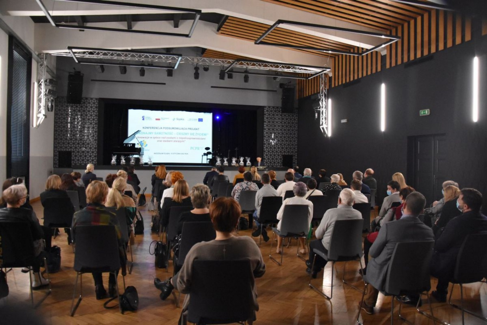 Zdjęcie w galerii na portalu naszwodzislaw.com: Dyskutowali o innowacjach w opiece nad osobami niesamodzielnymi wiadomości z regionu