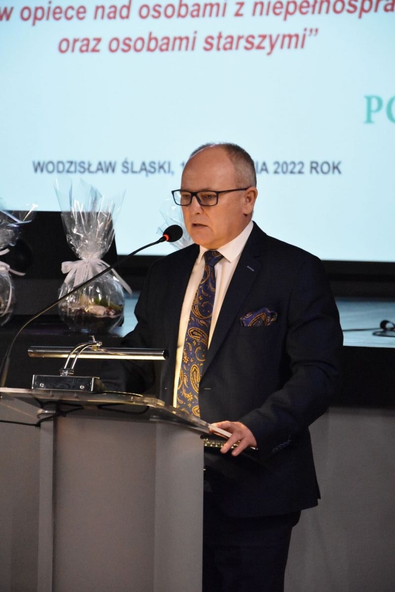 Zdjęcie w galerii na portalu naszwodzislaw.com: Dyskutowali o innowacjach w opiece nad osobami niesamodzielnymi wiadomości z regionu