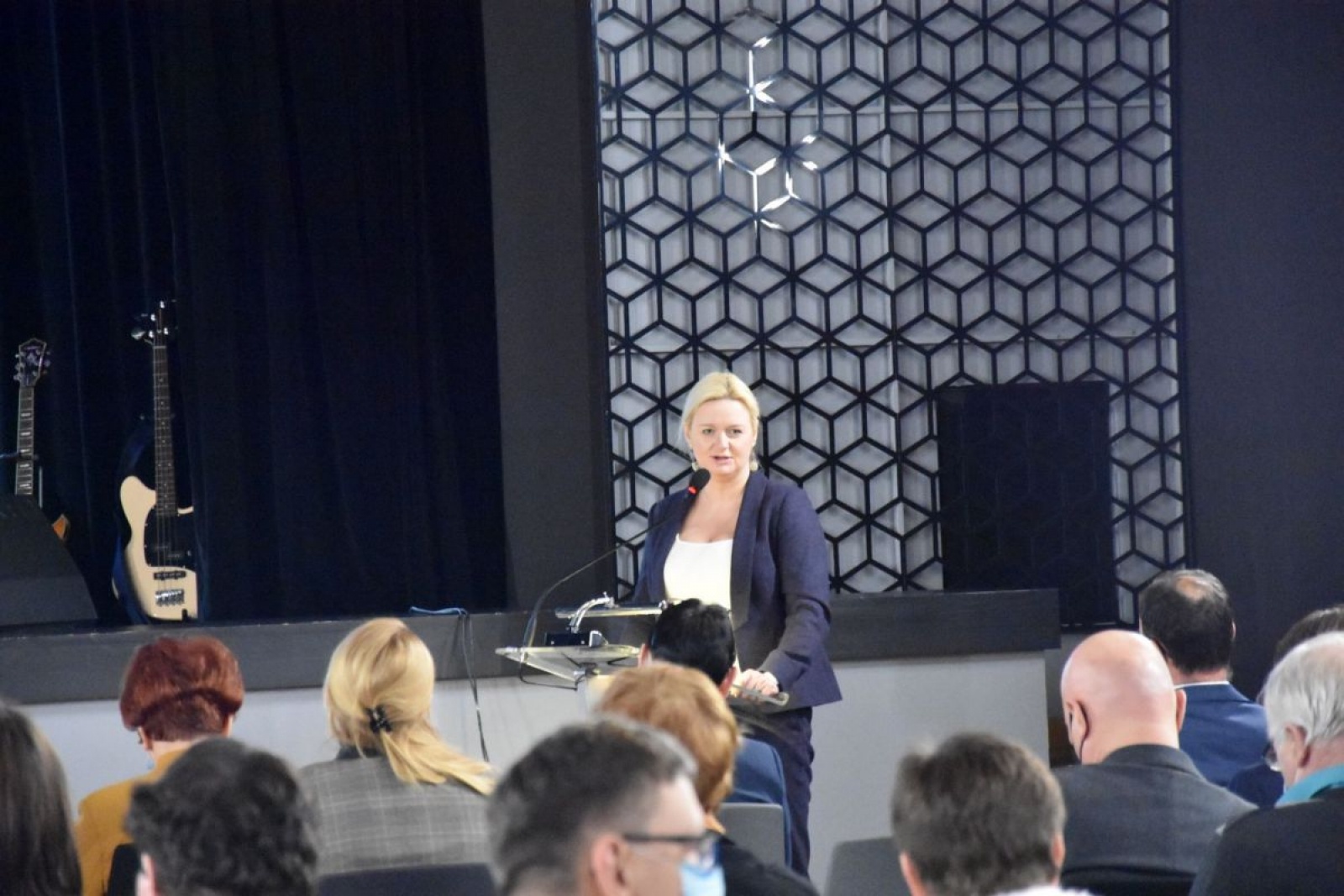 Zdjęcie w galerii na portalu naszwodzislaw.com: Dyskutowali o innowacjach w opiece nad osobami niesamodzielnymi wiadomości z regionu