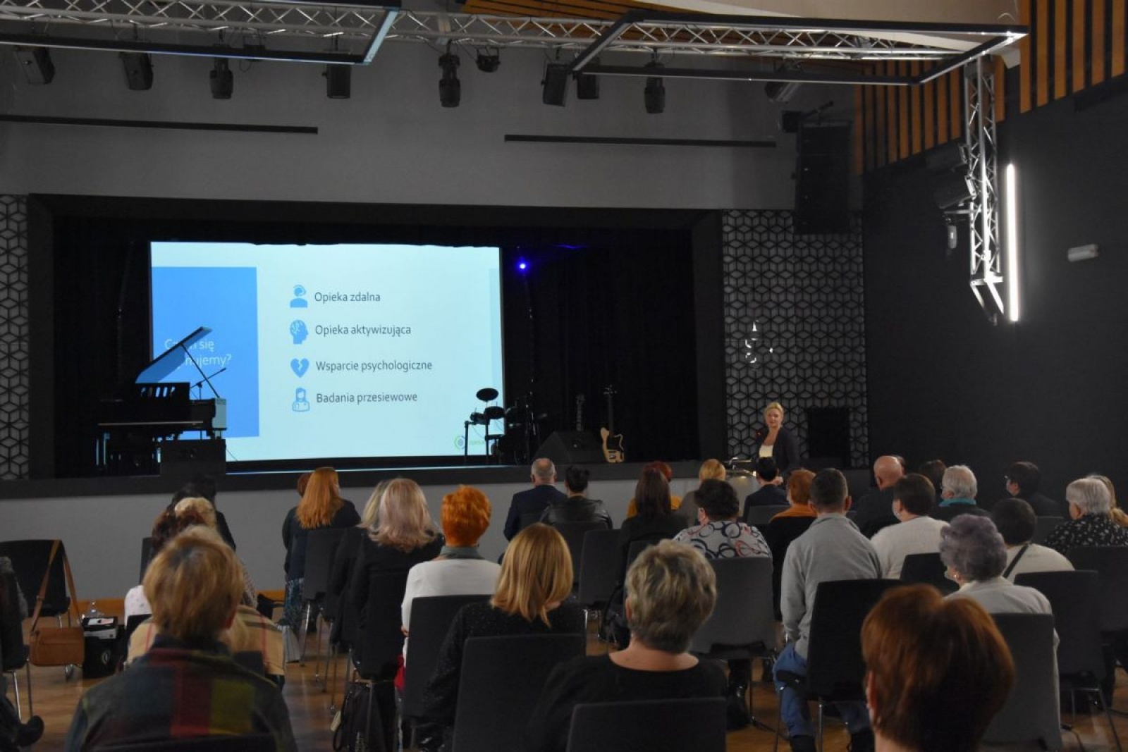 Zdjęcie w galerii na portalu naszwodzislaw.com: Dyskutowali o innowacjach w opiece nad osobami niesamodzielnymi wiadomości z regionu