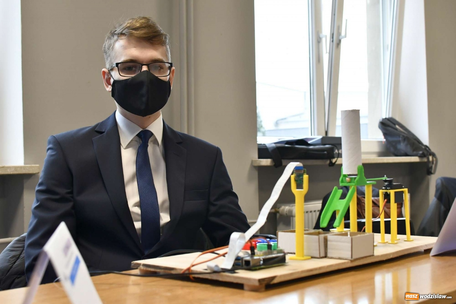 Zdjęcie w galerii na portalu naszwodzislaw.com: Przegląd projektów inżynierskich w raciborskiej PWSZ [FOTO i WIDEO] wiadomości z regionu