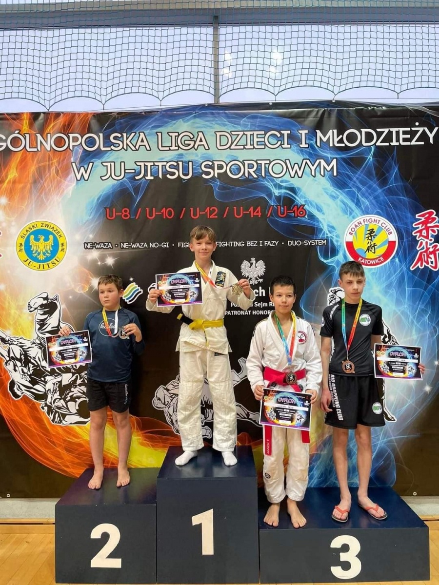 Zdjęcie w galerii na portalu naszwodzislaw.com: Sukces zawodników Akademii Top Team wiadomości z regionu