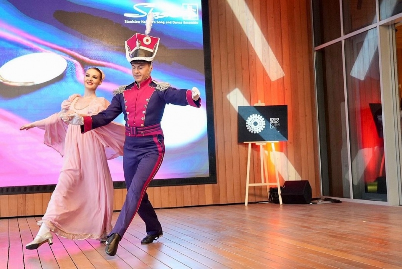 Zdjęcie w galerii na portalu naszwodzislaw.com: Region możliwości. Tak Śląskie prezentuje się w Dubaju wiadomości z regionu