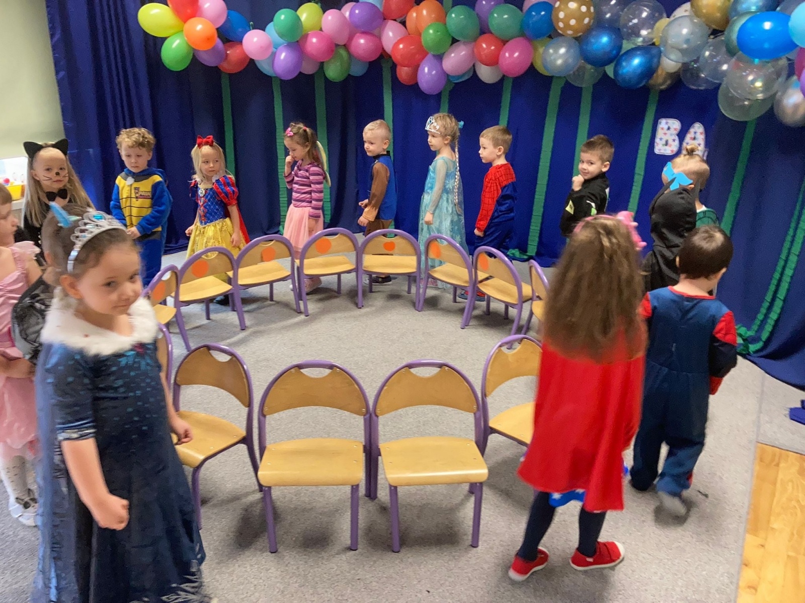 Zdjęcie w galerii na portalu naszwodzislaw.com: Bal karnawałowy w wodzisławskiej Szóstce wiadomości z regionu