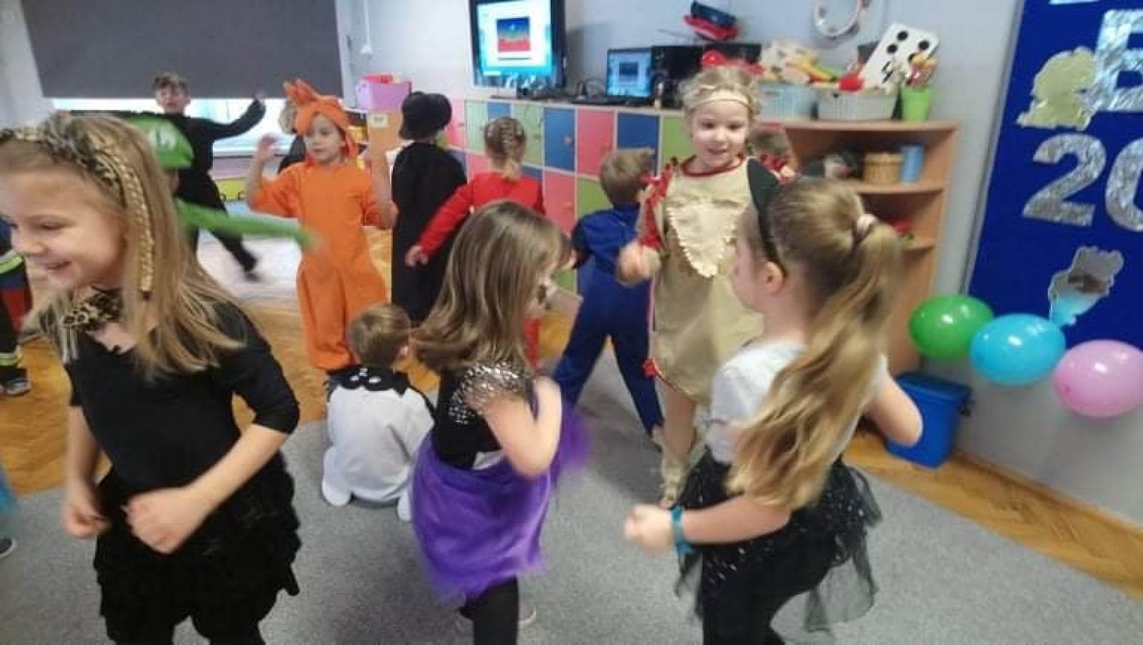 Zdjęcie w galerii na portalu naszwodzislaw.com: Bal karnawałowy w wodzisławskiej Szóstce wiadomości z regionu