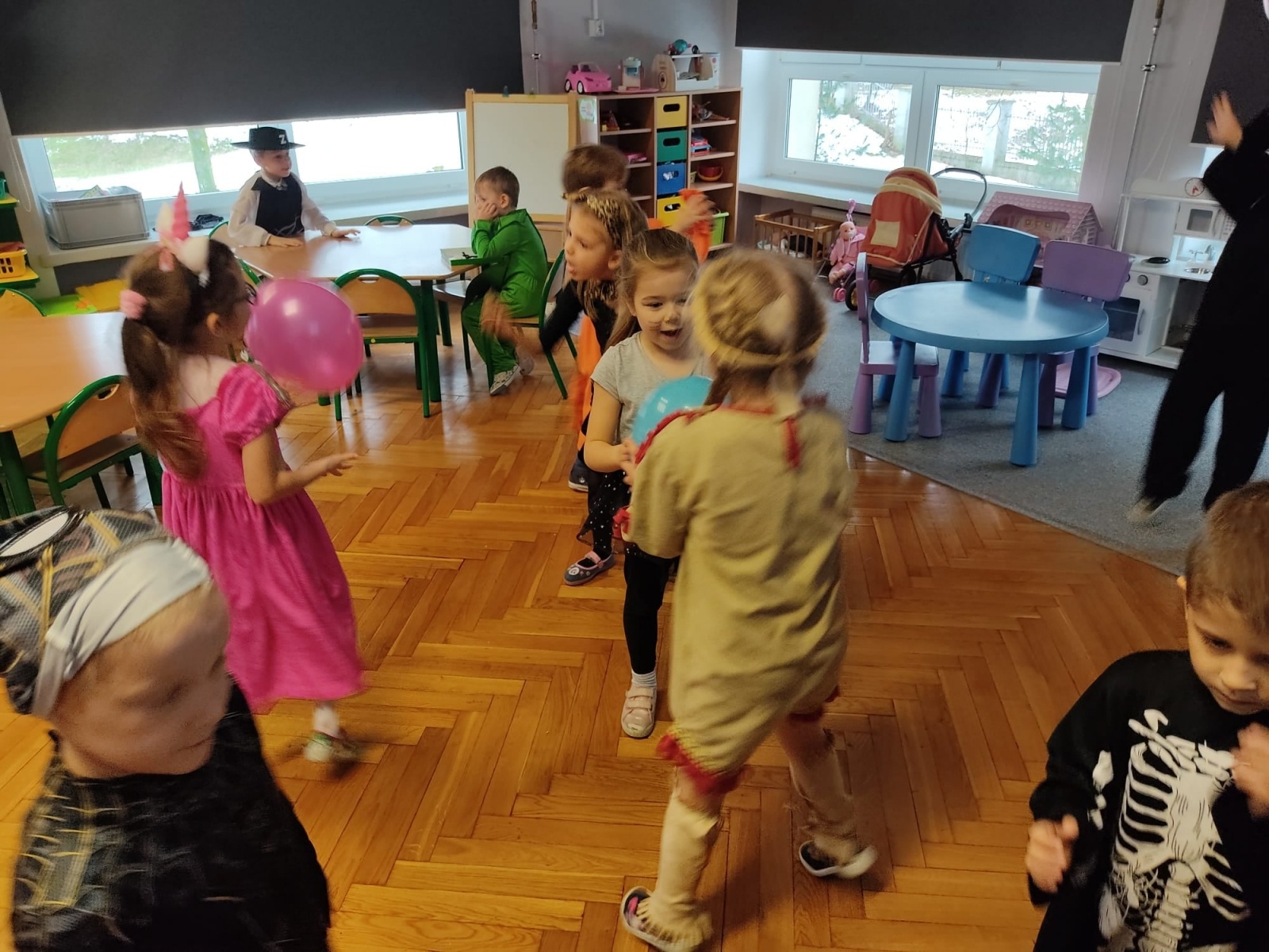 Zdjęcie w galerii na portalu naszwodzislaw.com: Bal karnawałowy w wodzisławskiej Szóstce wiadomości z regionu