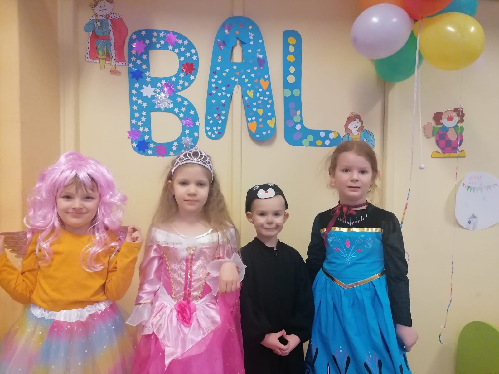 Zdjęcie w galerii na portalu naszwodzislaw.com: Bal karnawałowy w wodzisławskiej Szóstce wiadomości z regionu