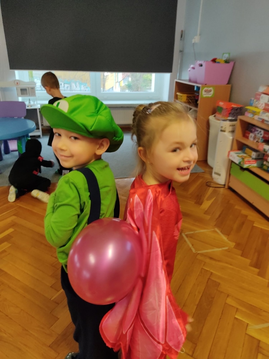 Zdjęcie w galerii na portalu naszwodzislaw.com: Bal karnawałowy w wodzisławskiej Szóstce wiadomości z regionu