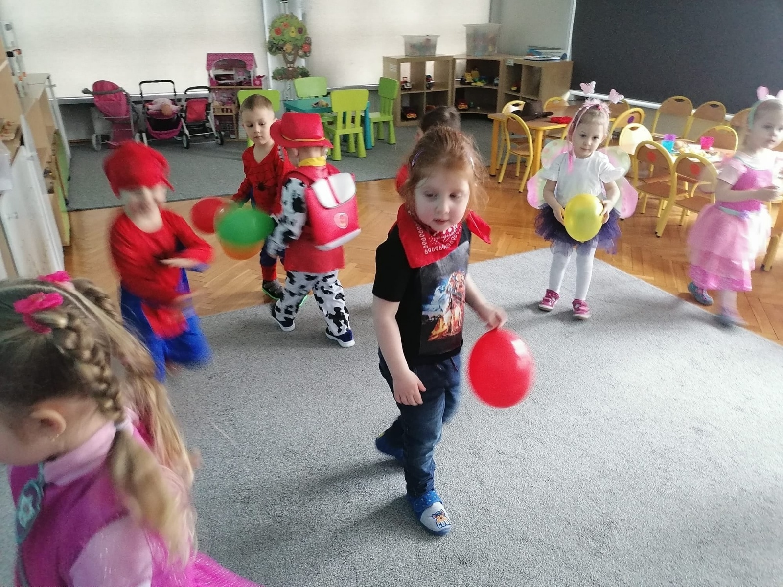 Zdjęcie w galerii na portalu naszwodzislaw.com: Bal karnawałowy w wodzisławskiej Szóstce wiadomości z regionu