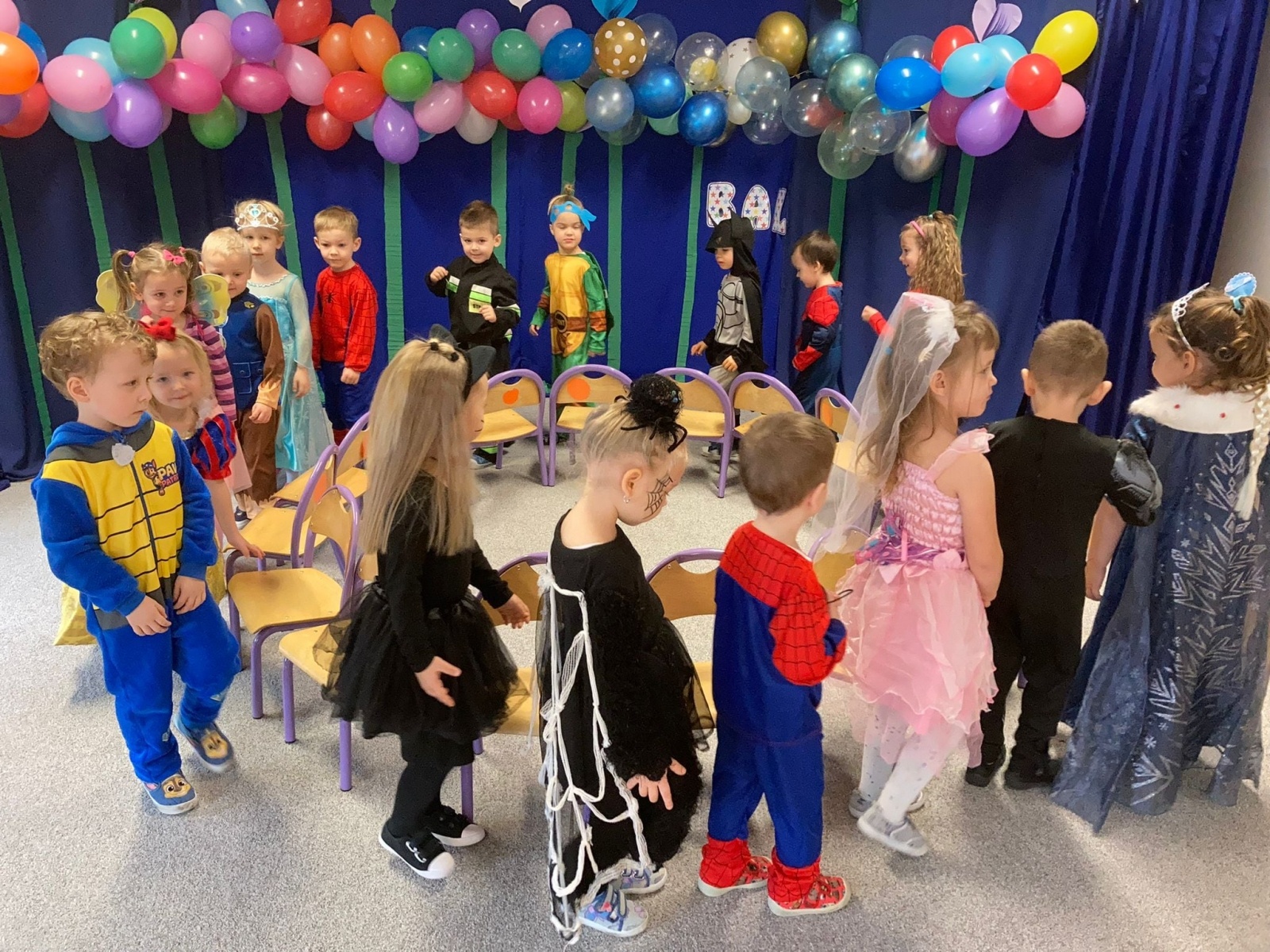 Zdjęcie w galerii na portalu naszwodzislaw.com: Bal karnawałowy w wodzisławskiej Szóstce wiadomości z regionu