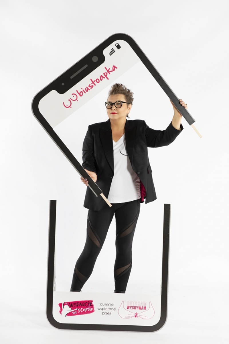 Zdjęcie w galerii na portalu naszwodzislaw.com: Padł nowy rekord. Ponad 3400 biustonoszy zebranych w reCYClingu w województwie śląskim wiadomości z regionu