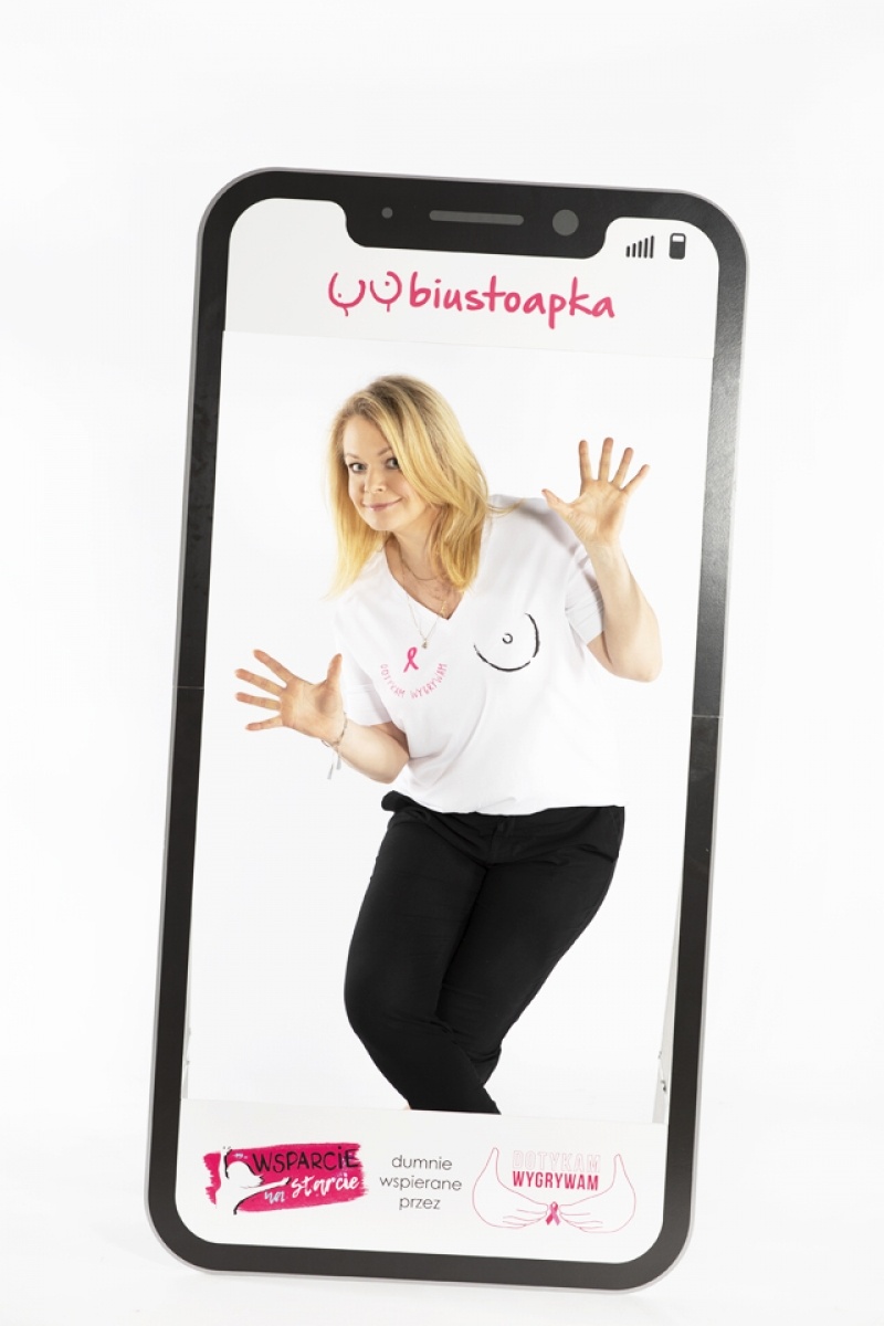 Zdjęcie w galerii na portalu naszwodzislaw.com: Padł nowy rekord. Ponad 3400 biustonoszy zebranych w reCYClingu w województwie śląskim wiadomości z regionu