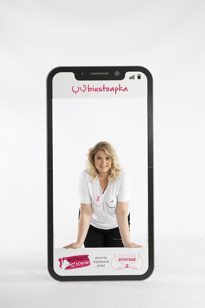 Zdjęcie w galerii na portalu naszwodzislaw.com: Padł nowy rekord. Ponad 3400 biustonoszy zebranych w reCYClingu w województwie śląskim wiadomości z regionu