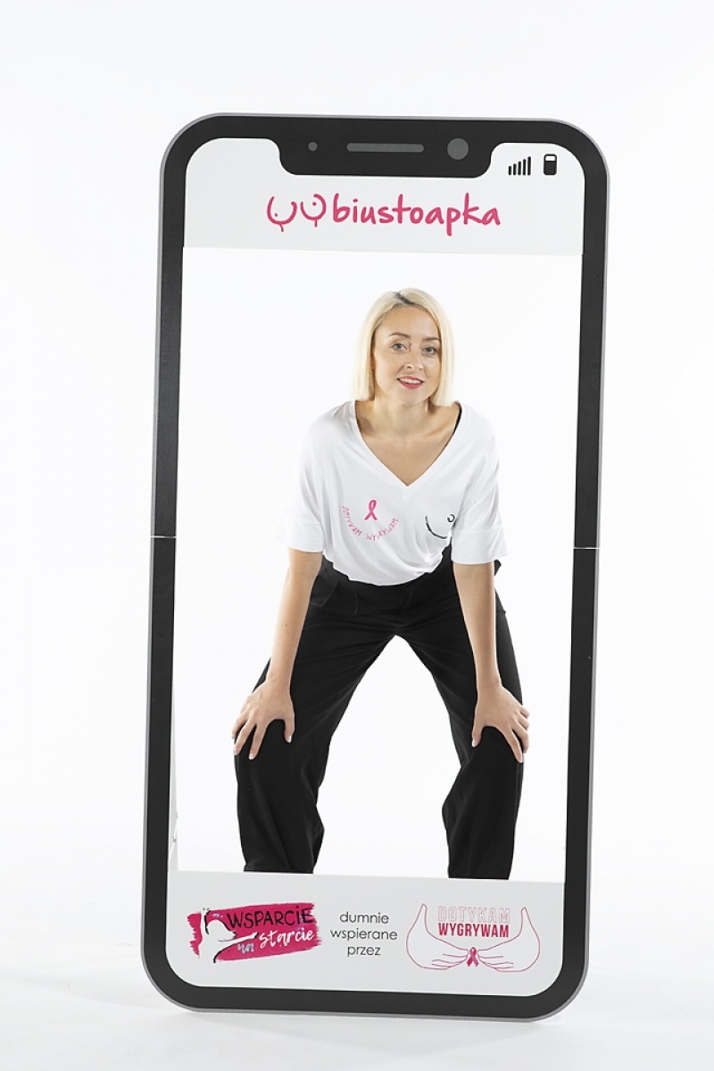 Zdjęcie w galerii na portalu naszwodzislaw.com: Padł nowy rekord. Ponad 3400 biustonoszy zebranych w reCYClingu w województwie śląskim wiadomości z regionu