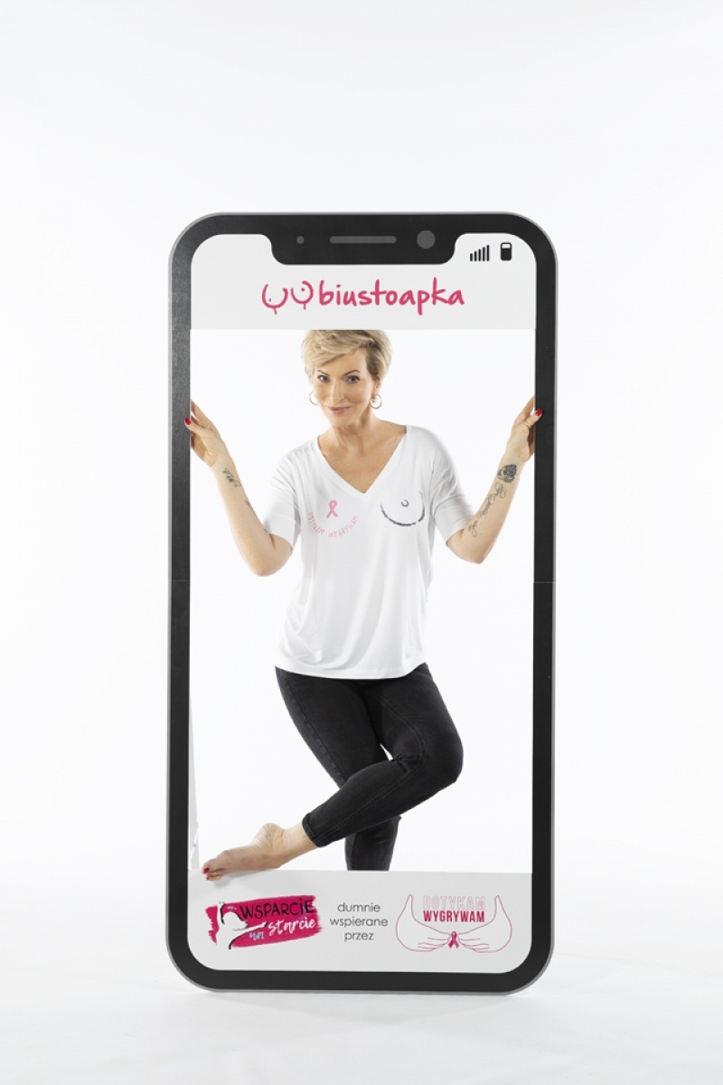 Zdjęcie w galerii na portalu naszwodzislaw.com: Padł nowy rekord. Ponad 3400 biustonoszy zebranych w reCYClingu w województwie śląskim wiadomości z regionu