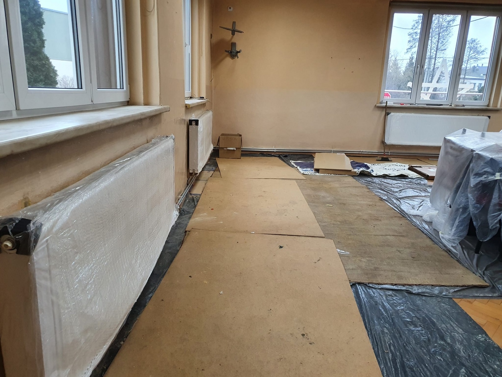 Zdjęcie w galerii na portalu naszwodzislaw.com: Trwają prace termomodernizacyjne w OSP Zawada wiadomości z regionu