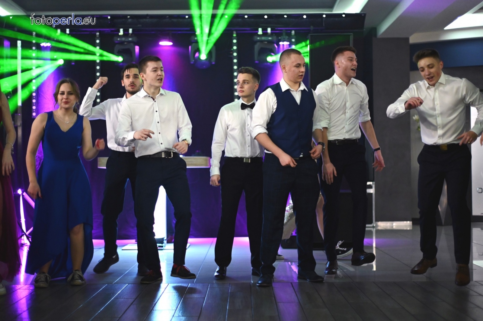 Zdjęcie w galerii na portalu naszwodzislaw.com: Ah, co to był za bal. Studniówka wodzisławskiego ZST wiadomości z regionu