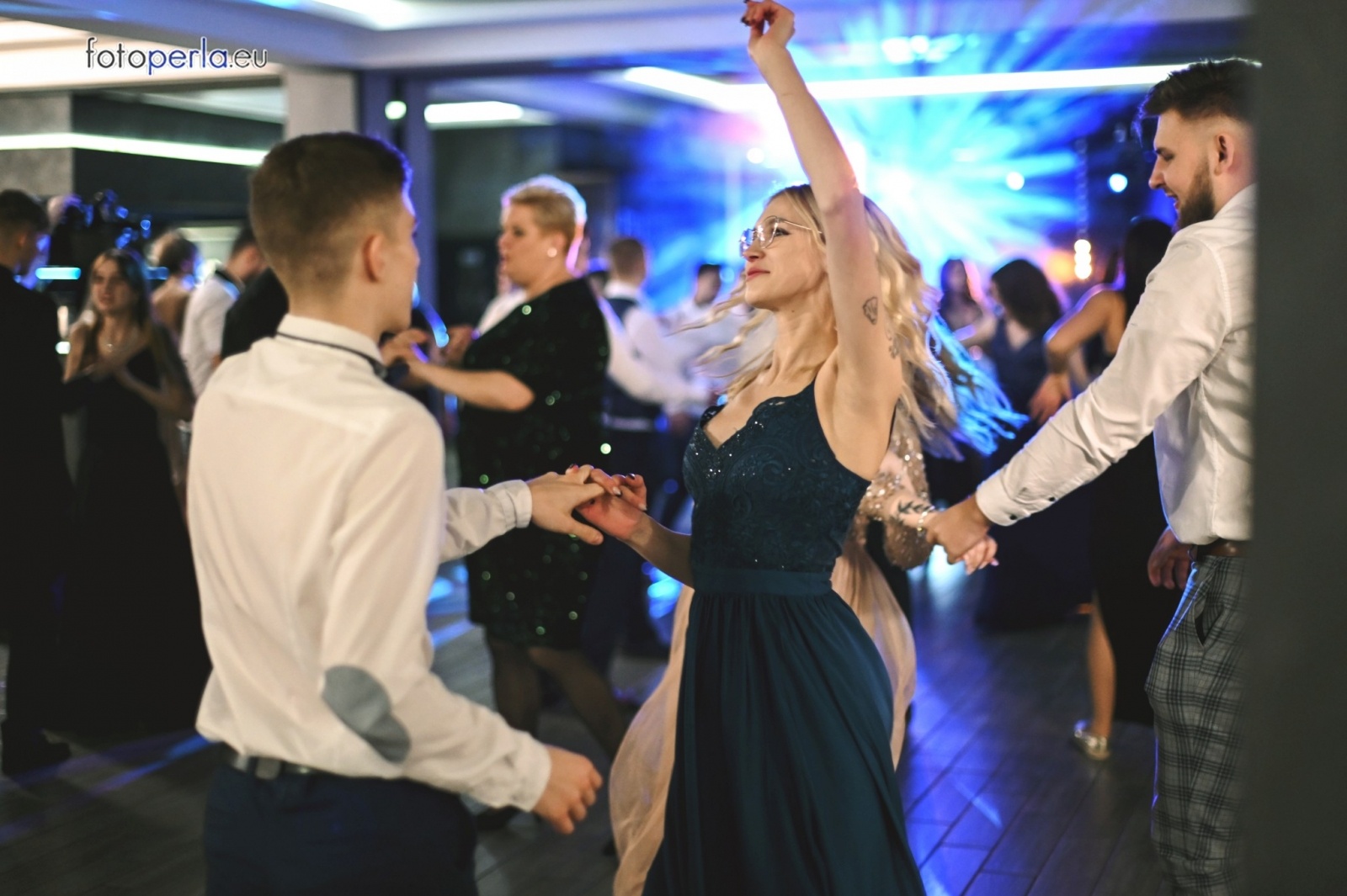 Zdjęcie w galerii na portalu naszwodzislaw.com: Ah, co to był za bal. Studniówka wodzisławskiego ZST wiadomości z regionu