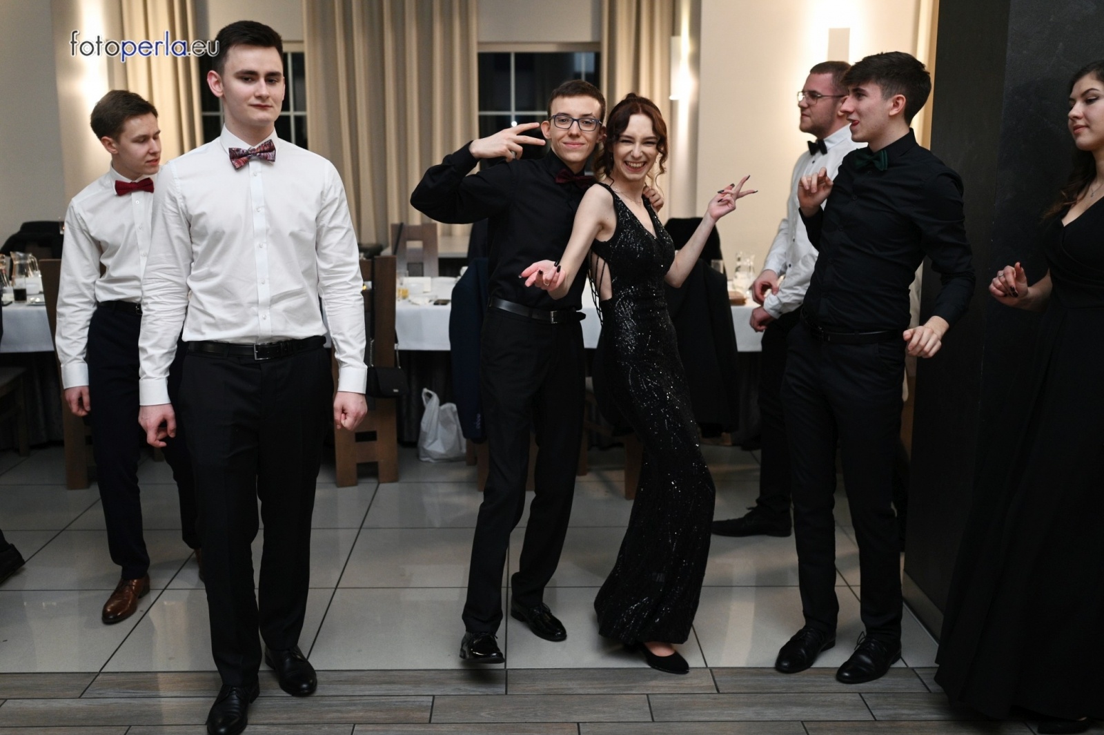 Zdjęcie w galerii na portalu naszwodzislaw.com: Ah, co to był za bal. Studniówka wodzisławskiego ZST wiadomości z regionu