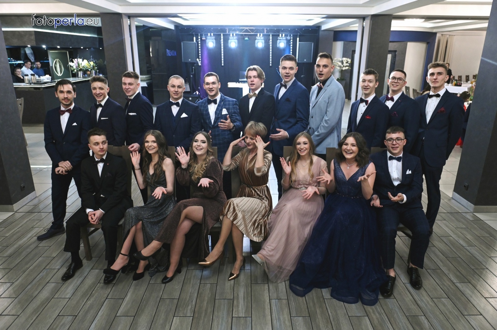 Zdjęcie w galerii na portalu naszwodzislaw.com: Ah, co to był za bal. Studniówka wodzisławskiego ZST wiadomości z regionu